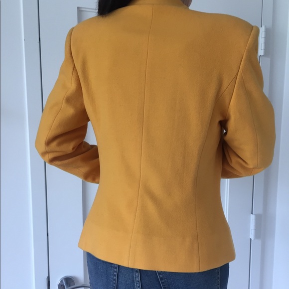 Italian Classic Wool Jacket - Picture 4 of 8